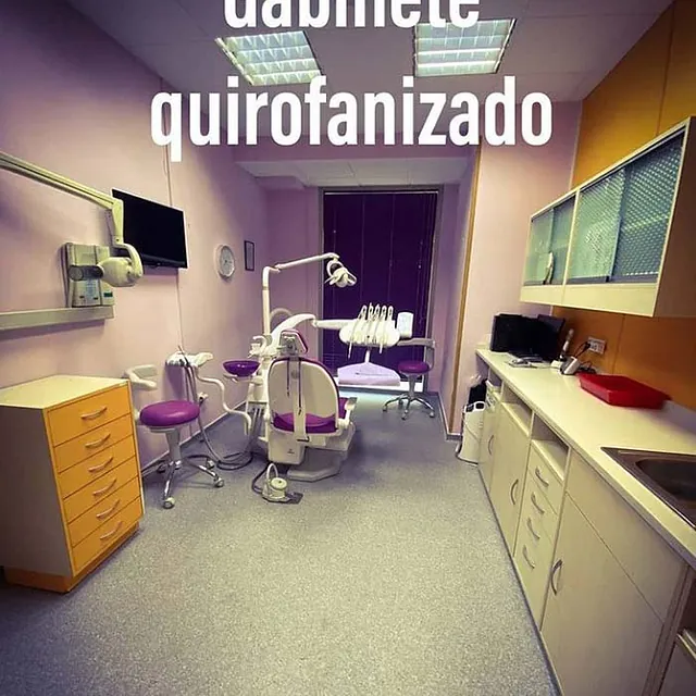 Humanes Dental gabinete quirofanizado 